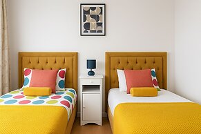 House - Sleeps 7 - Pet Friendly - Garden - Parking