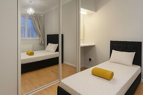 House - Sleeps 7 - Pet Friendly - Garden - Parking