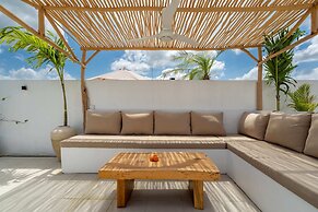 Villa Romance
