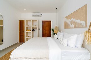 Villa Romance