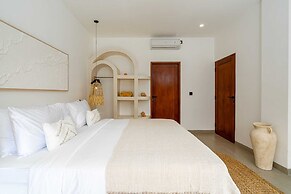 Villa Romance