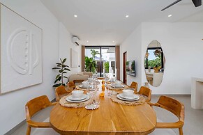 Villa Romance