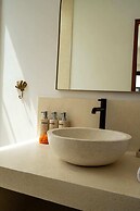 Villa Romance