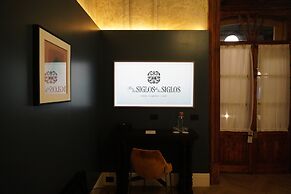 Por los Siglos Hotel