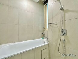 Afiniti Residences Medini by Stayrene