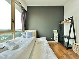 Afiniti Residences Medini by Stayrene