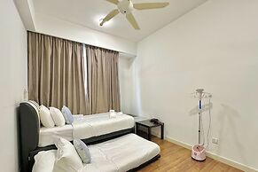 Afiniti Residences Medini by Stayrene