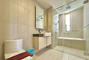 Afiniti Residences Medini by Stayrene