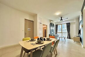 Afiniti Residences Medini by Stayrene