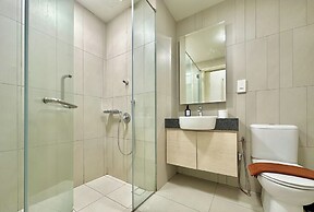 Afiniti Residences Medini by Stayrene