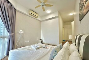 Afiniti Residences Medini by Stayrene