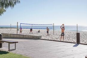 Beaches Broadbeach 906