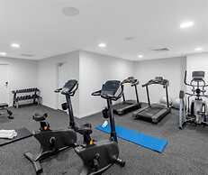Beaches Broadbeach 906