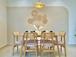 Meldrum Height Residence By Stayrene