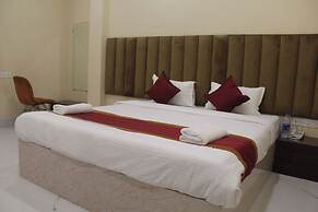 Puri Hotel Manjulata Residency