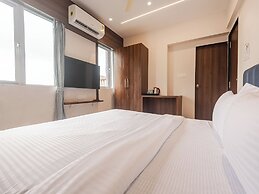 HOTEL GOLDEN DAWN