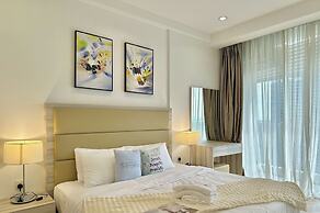 Encorp Marina Puteri Harbour by Stayrene
