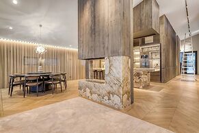 Glamorous & Stylish Getaway!