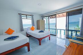 Charung by The Sea