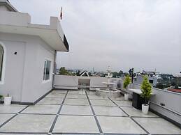 Hotel YJ Manor