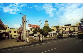Devdarshan Hotel And Restaurant