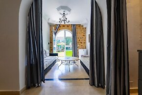 Le Domaine Du Soleil Resort