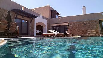 Villa Scorpio - Infinity Pool Endless Blue Escape