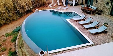 Villa Scorpio - Infinity Pool Endless Blue Escape