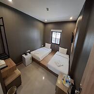 Spacious Twin Escape Deluxe Comfort for Two