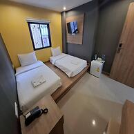 Spacious Twin Escape Deluxe Comfort for Two
