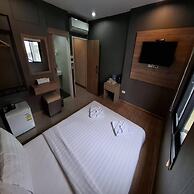Premium Double Retreat Unwind in Style