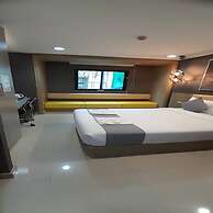 Premium Double Retreat Unwind in Style
