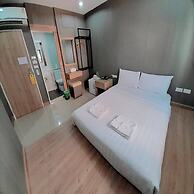 Premium Double Retreat Unwind in Style