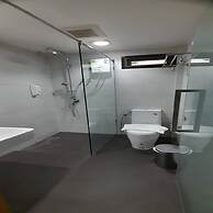 Relaxing Double Stay Cozy & Serene Ambience