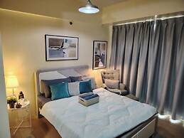 Newport Boulevard Apartments