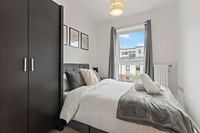 Windrush Grove Retreat in Birmingham