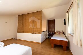 Casa Lantana by Acasadascasas