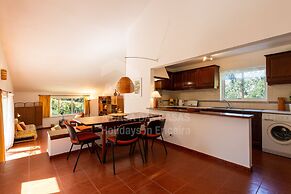 Casa Lantana by Acasadascasas