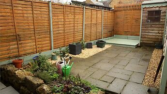 Charming 2Br Edwardian House In Market Town