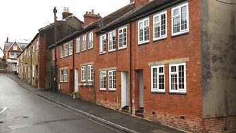 Charming 2Br Edwardian House In Market Town