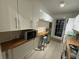 Stirling Haven: Charming 3B Apt In City Centre