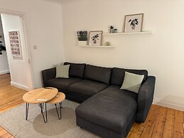 Stirling Haven: Charming 3B Apt In City Centre