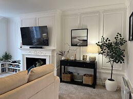 Spacious 2B Flat In Clement House