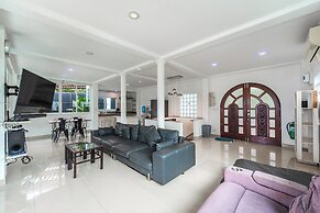 4BR PoolVilla and SeaView V199