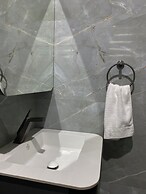 Maison Luxe Apartments