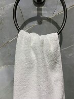 Maison Luxe Apartments