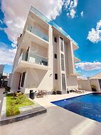 Maison Luxe Apartments