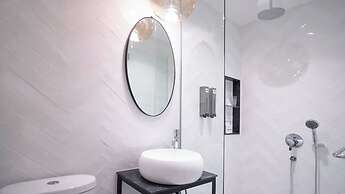 Hotel Calmo Hamilton