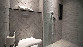 Hotel Calmo Hamilton