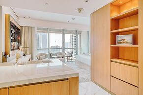 PVH - Studio - Emaar Fashion Avenue